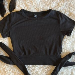 Windsor T Shirt, ties in the back